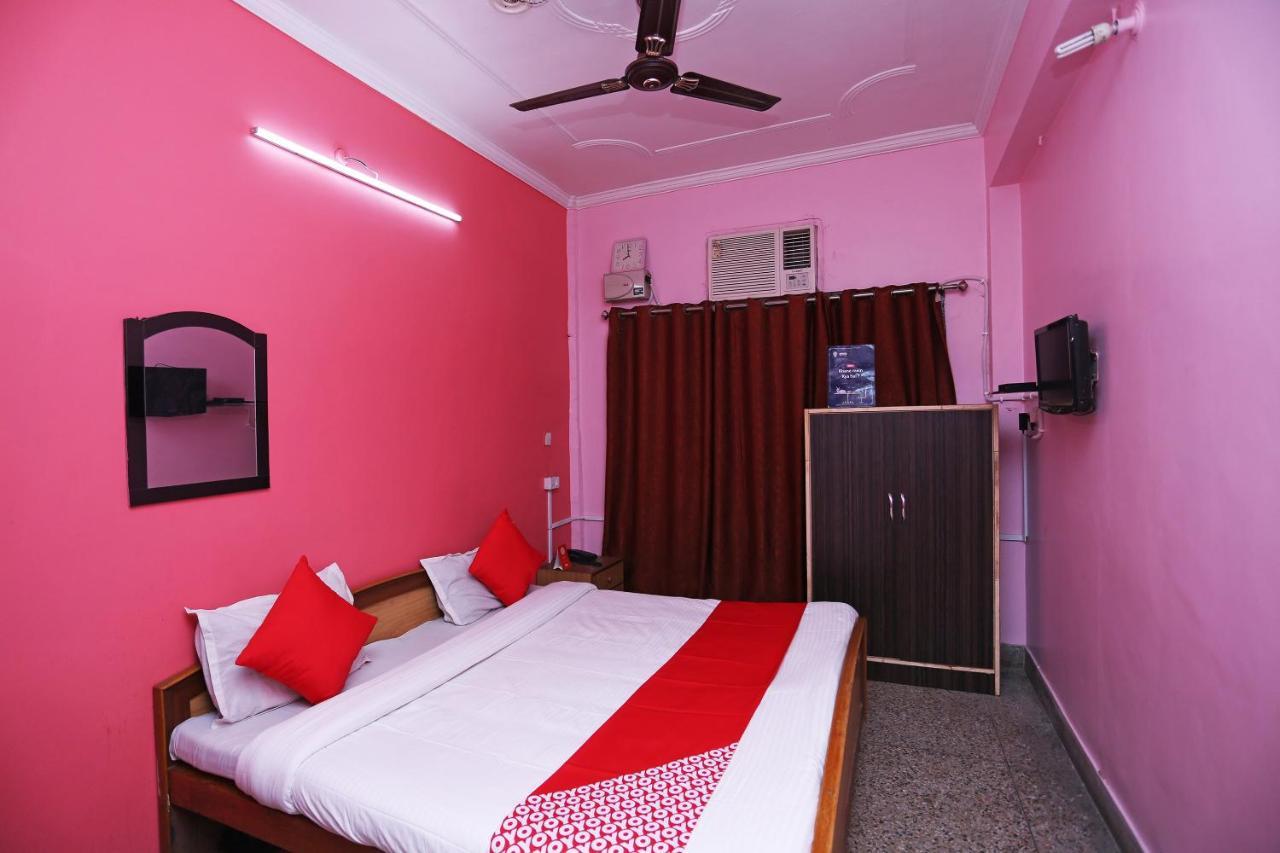 Oyo Hotel New Metro Near Phoenix United Лакхнау Екстер'єр фото