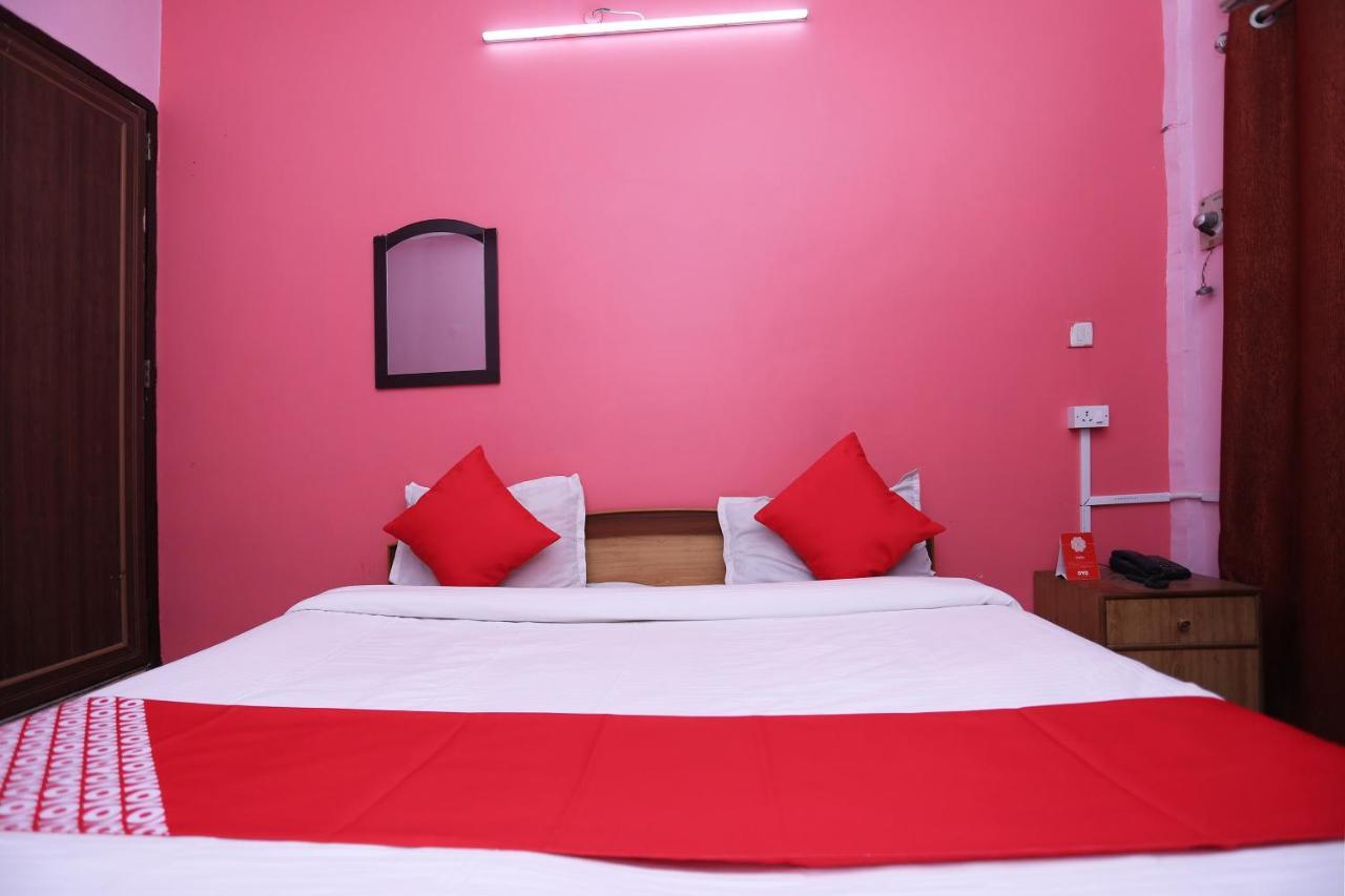 Oyo Hotel New Metro Near Phoenix United Лакхнау Екстер'єр фото